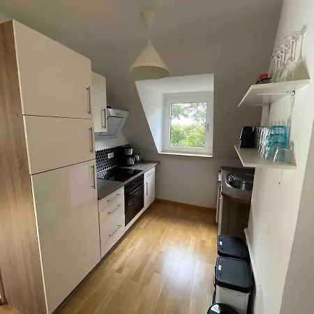 Gemuetliche Yoga-wohnung, Ruhig, & Stadionnaehe